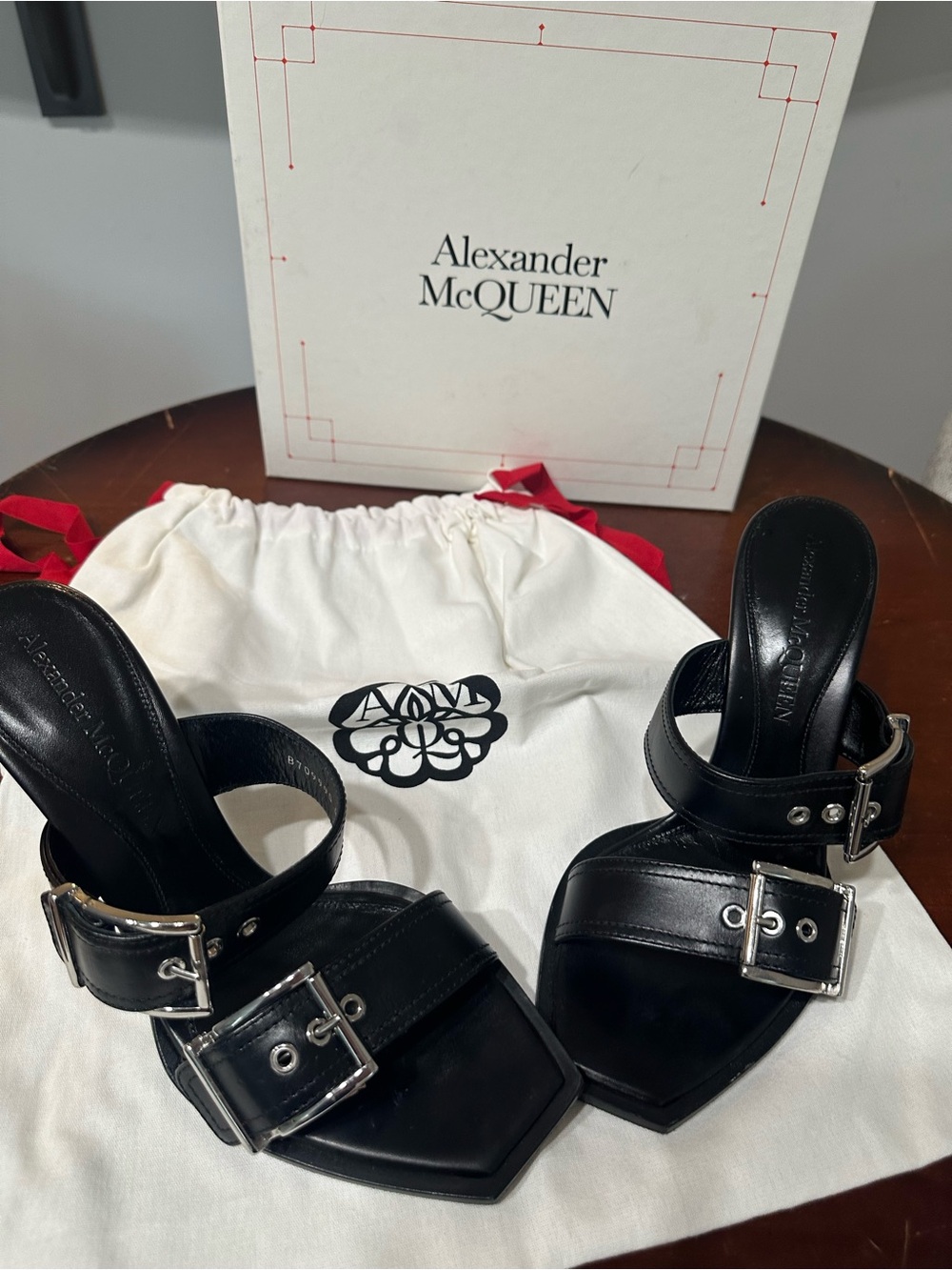 Alexander McQueen Double Buckle Mule Black  Leather